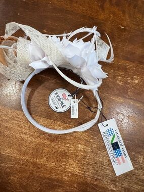 Vineyard Vines White Floral Headband. Diner en Blanc.  Bridal. Wedding. Derby